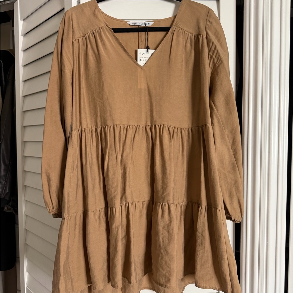 Zara Women’s Tiered V-Neck Long Sleeve Dress - Brown